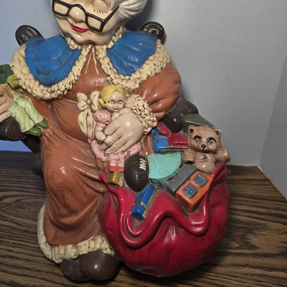 VTG 16.5IN CERAMIC MRS SANTA CLAUS CHRISTMAS FIGURE  ATLANTIC MOLD HANDPAINTED